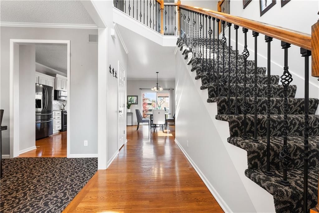 2336 Hawk View Road — photo 4