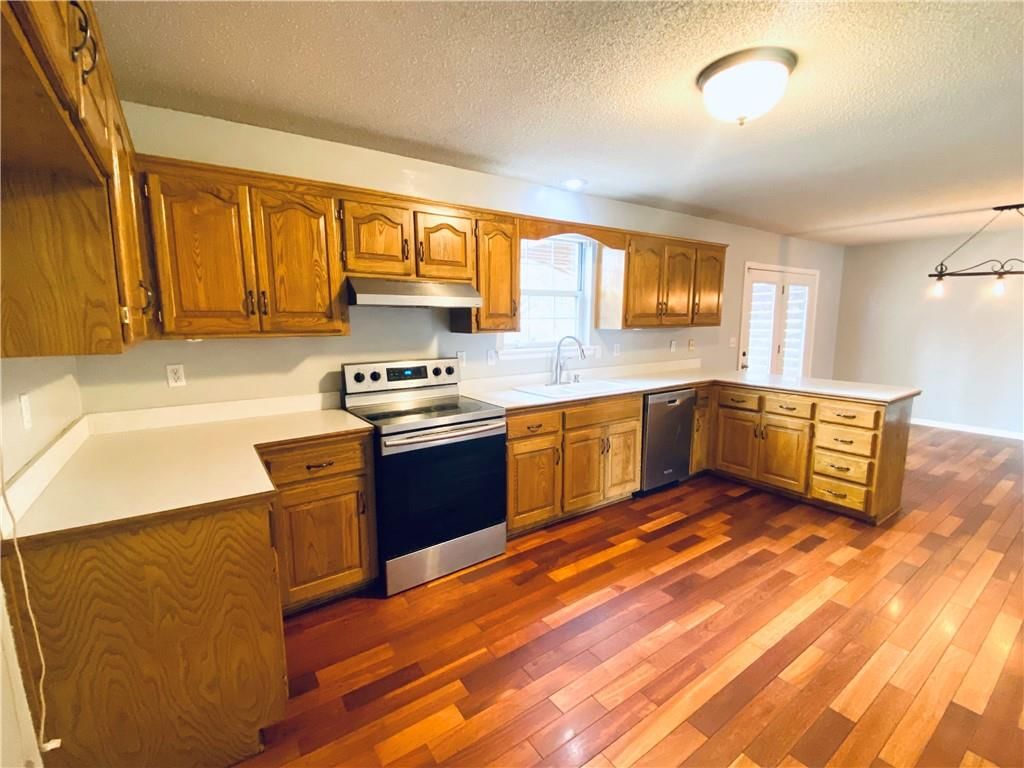 1228 N Davis Road — photo 23