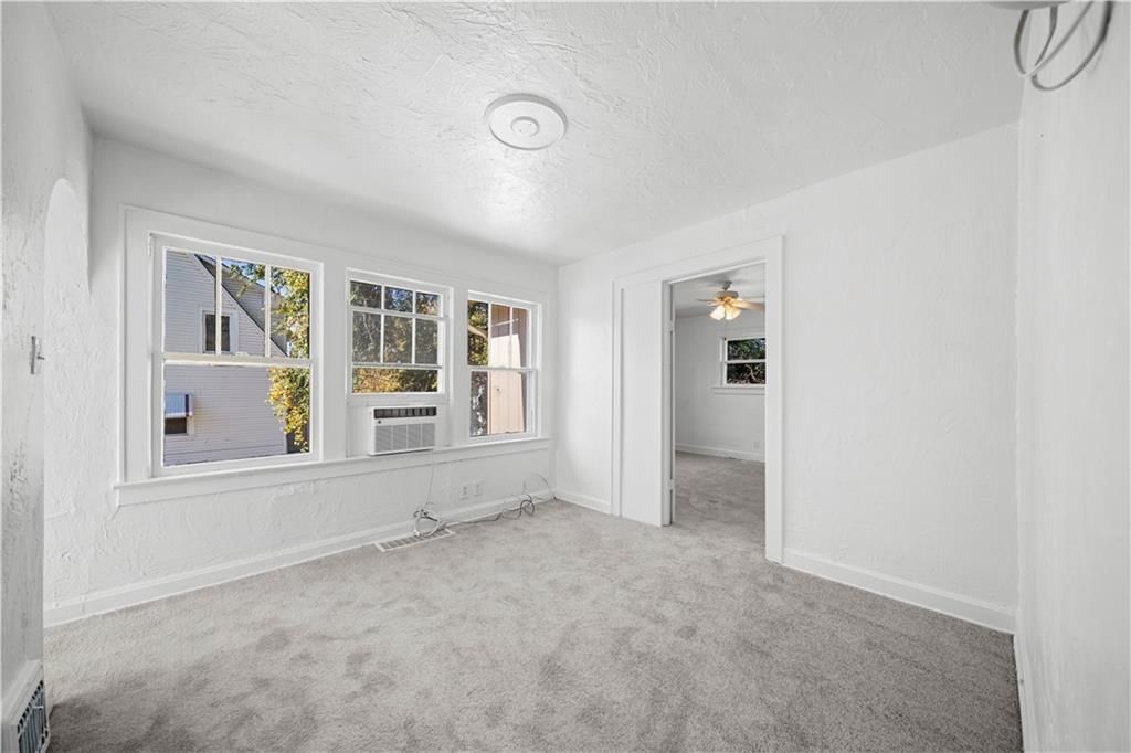 1220 Everett Avenue — photo 13