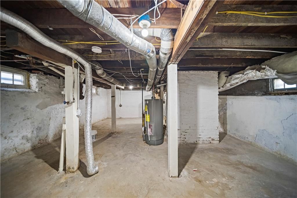 1220 Everett Avenue — photo 27
