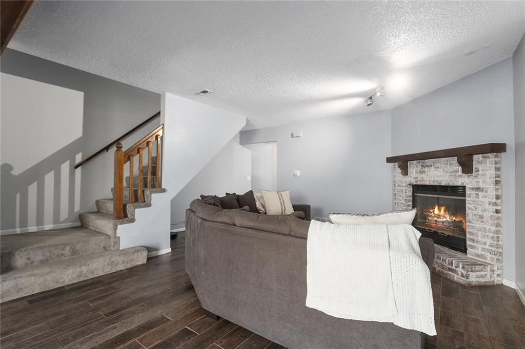 260 SW Pinetree Lane — photo 6
