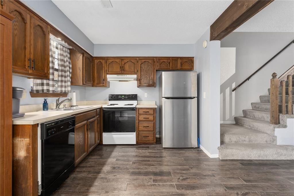 260 SW Pinetree Lane — photo 9