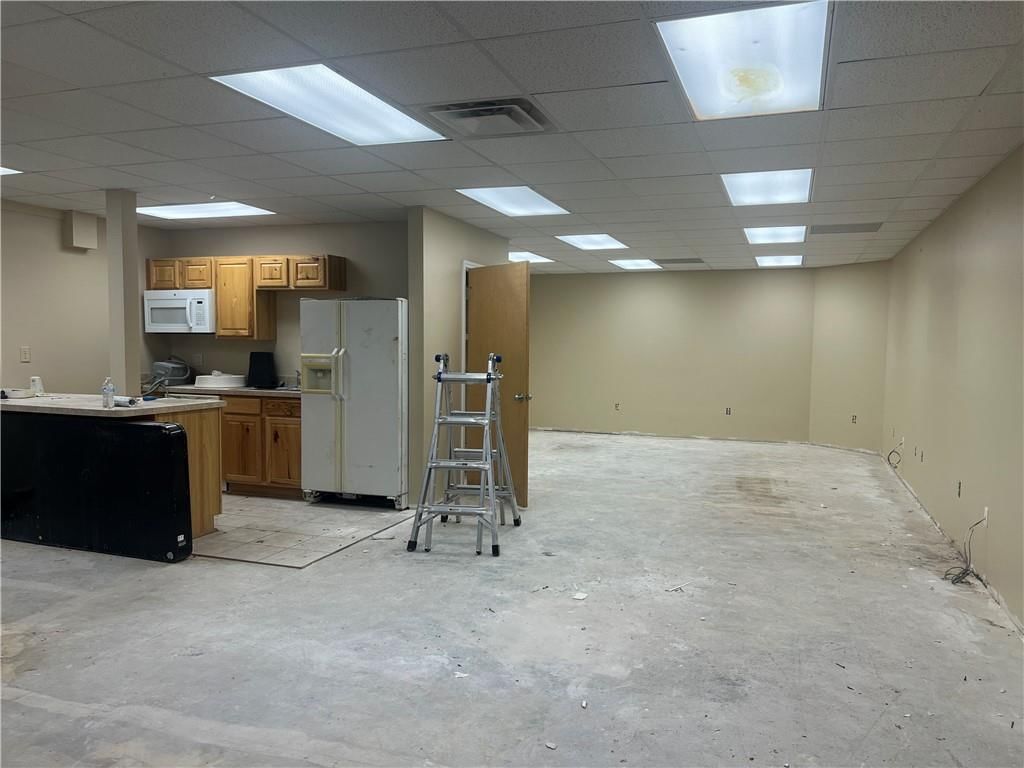 512 NW Mock Avenue — photo 7
