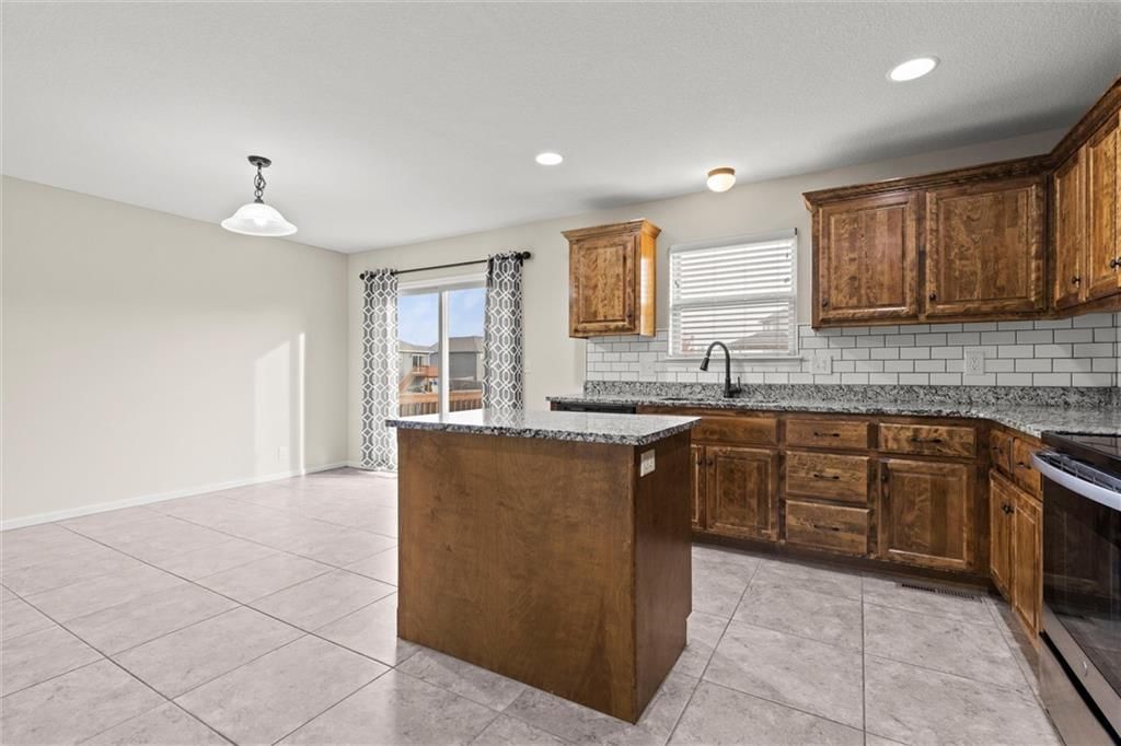 1005 SW Chickadee Drive — photo 8
