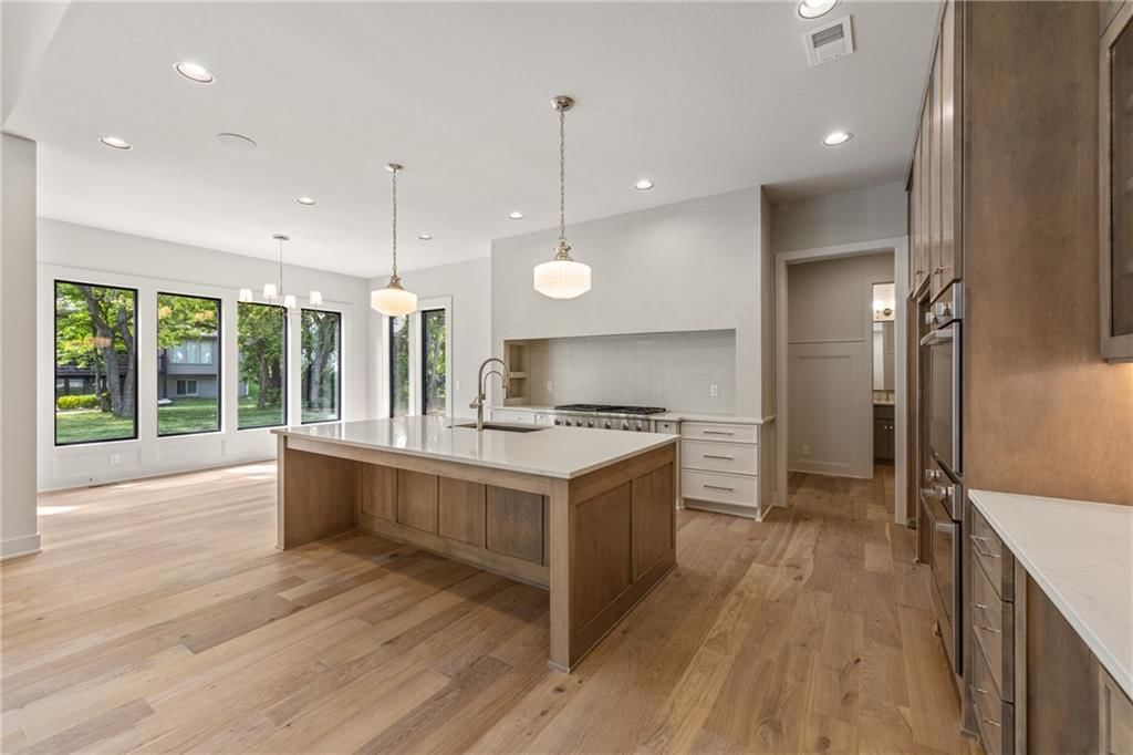 16904 Parkhill Street — photo 47