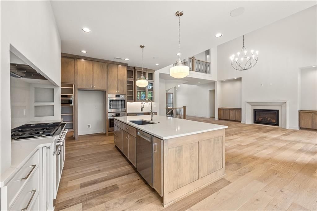 16904 Parkhill Street — photo 49