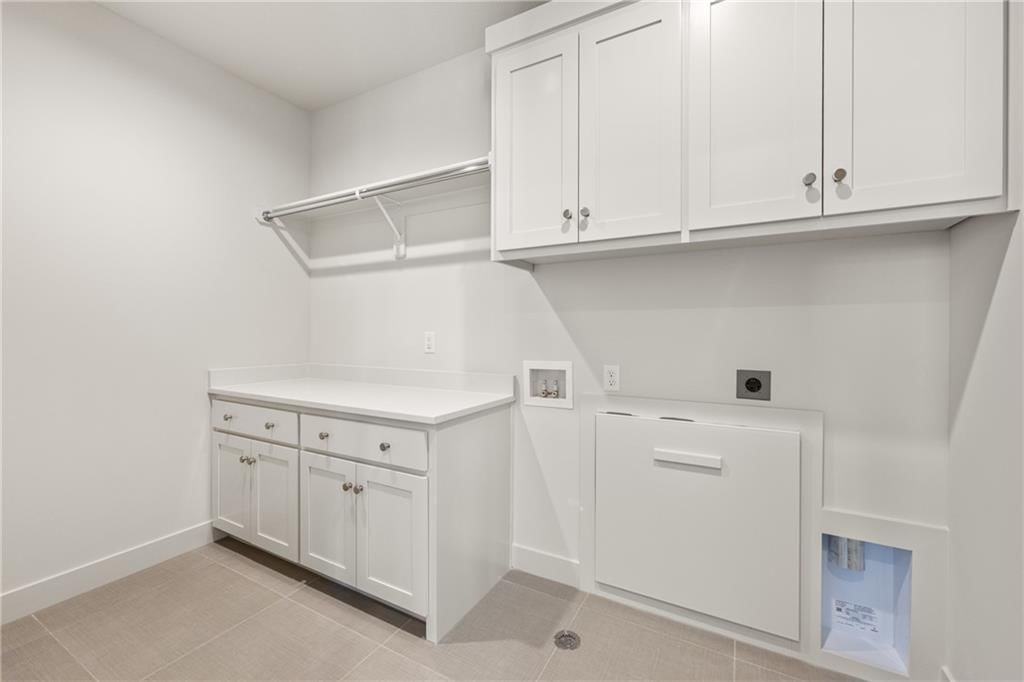 16904 Parkhill Street — photo 66