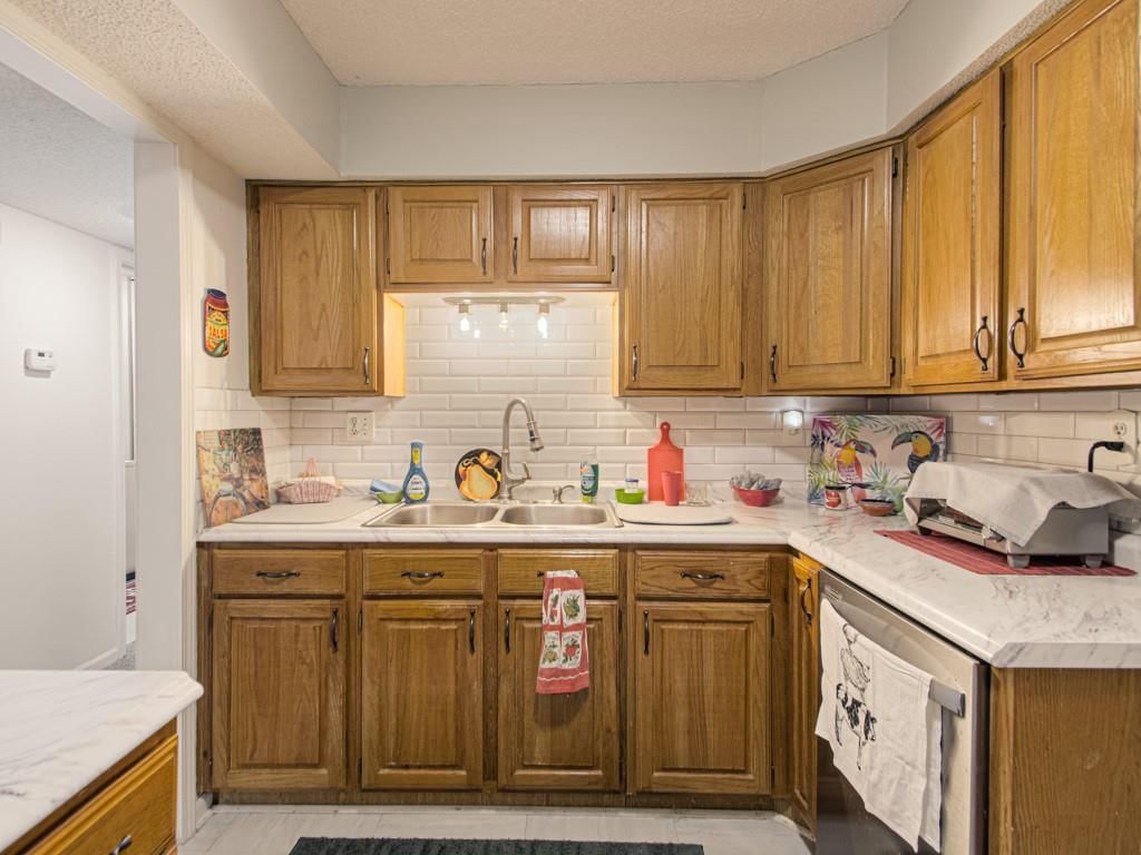 4003 S Crysler Avenue — photo 11