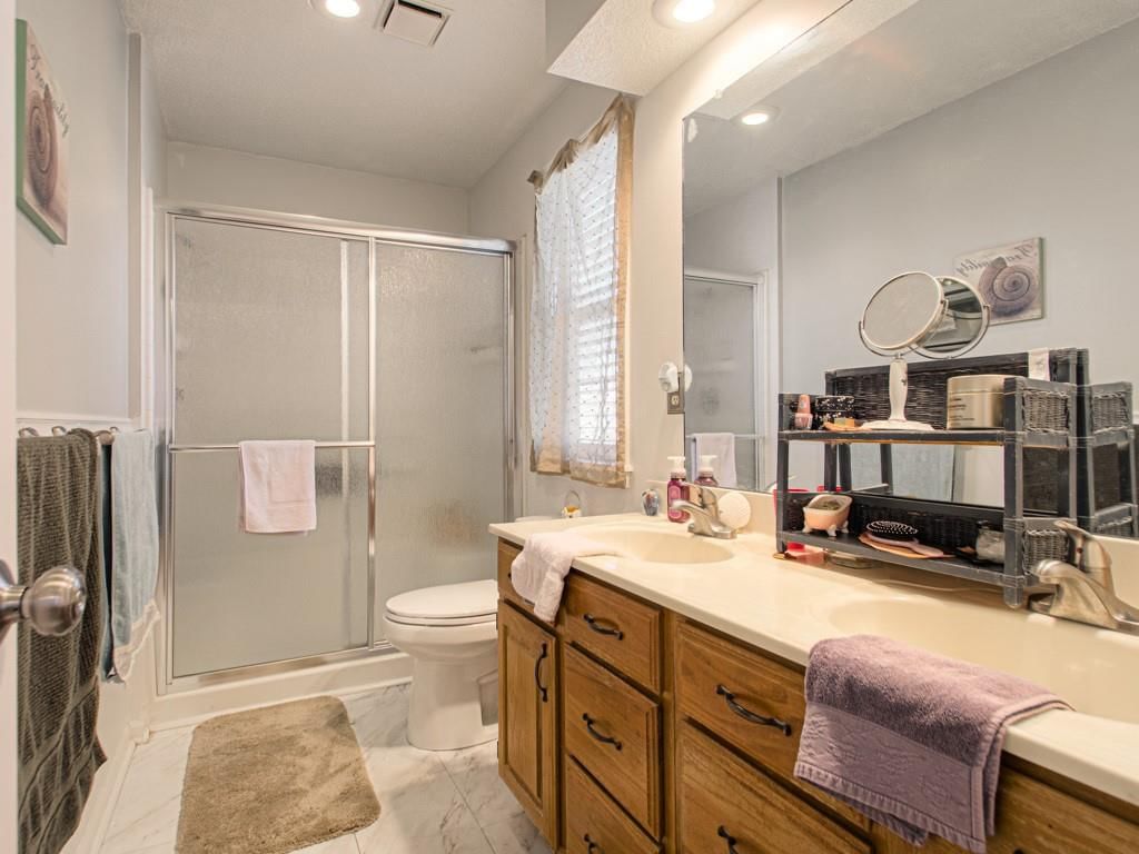 4003 S Crysler Avenue — photo 17