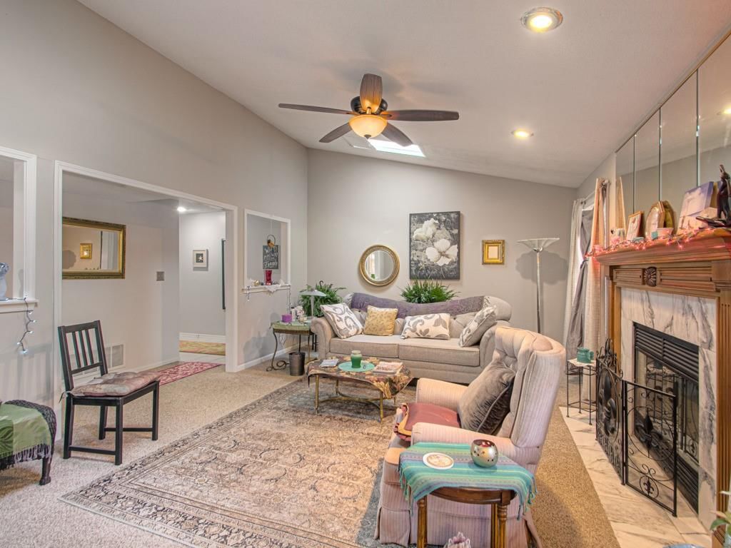 4003 S Crysler Avenue — photo 6