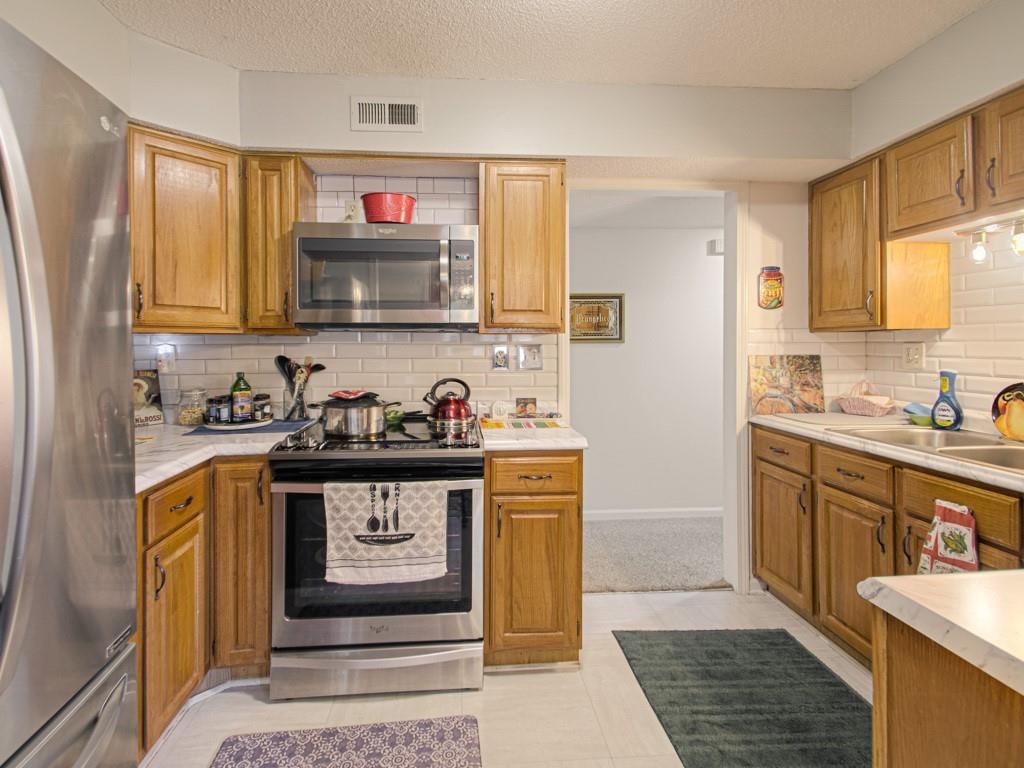 4003 S Crysler Avenue — photo 10