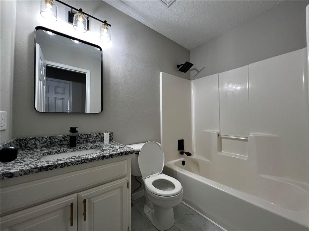 1251 E Amber Drive — photo 14