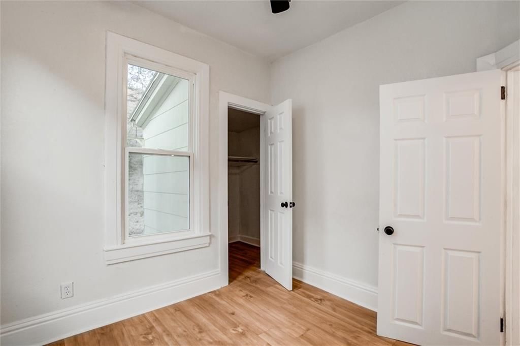 4624 E 6th Street — photo 17
