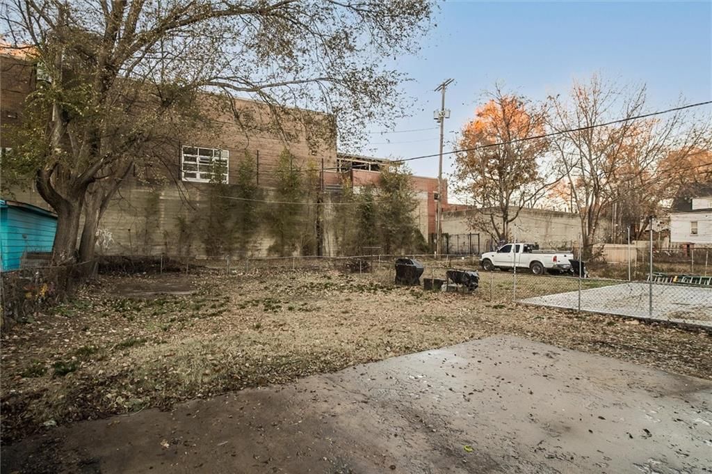 4624 E 6th Street — photo 25
