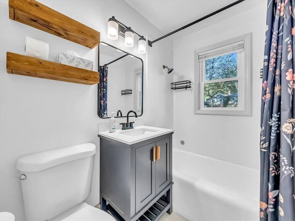 8329 Foster Street — photo 12