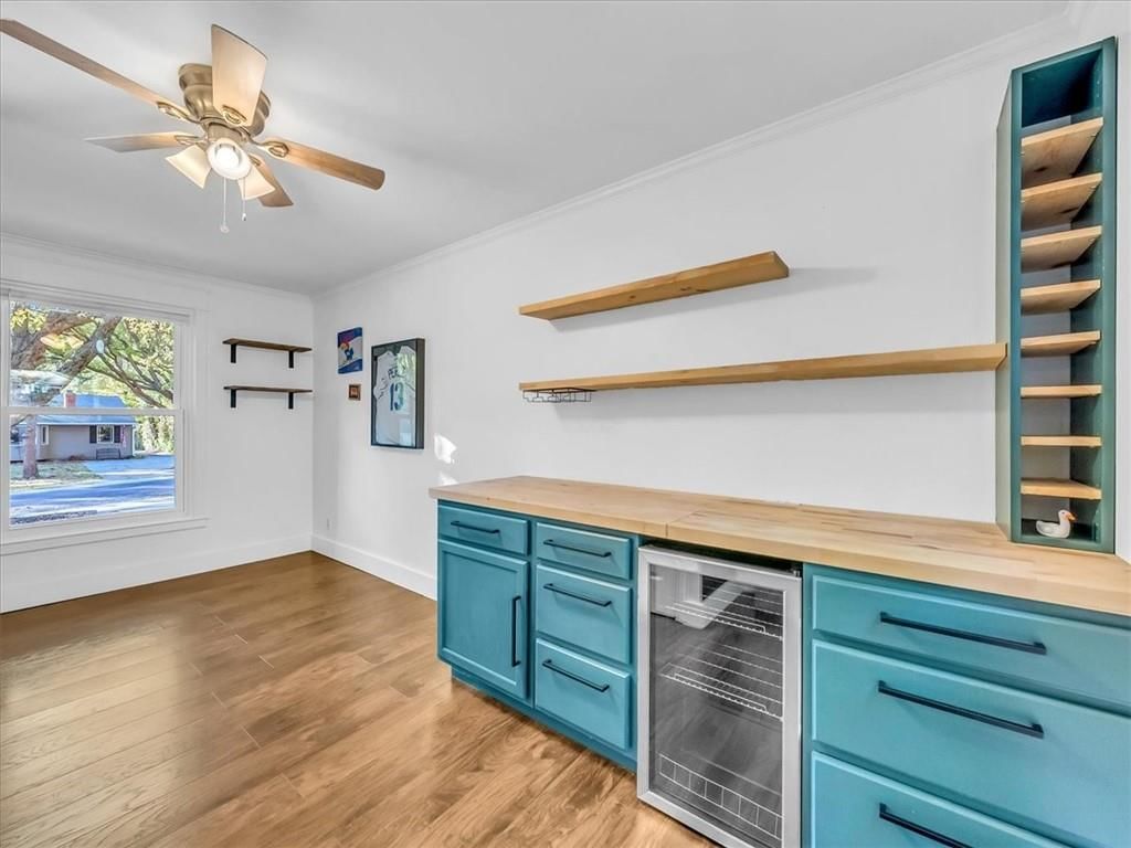 8329 Foster Street — photo 7