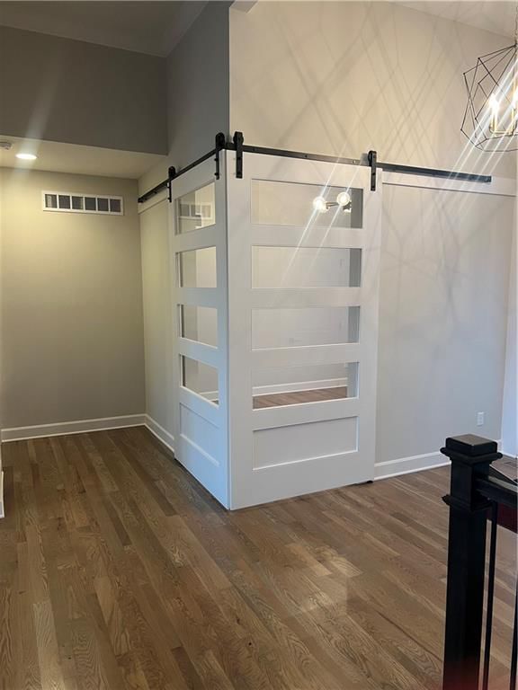 5803 N Lucerne Avenue — photo 11