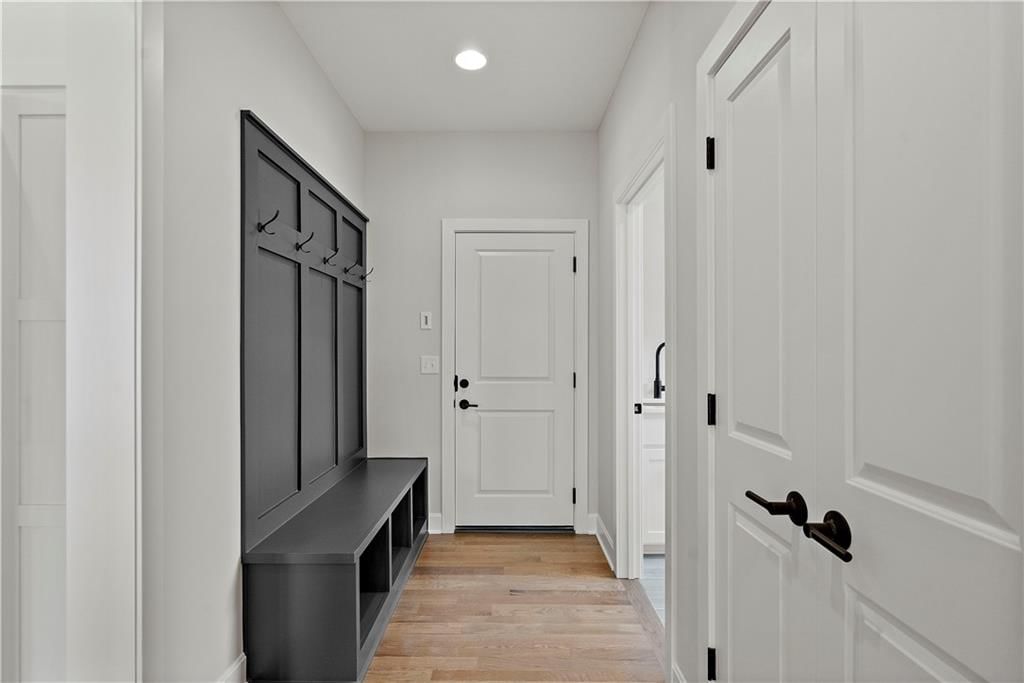 5803 N Lucerne Avenue — photo 19