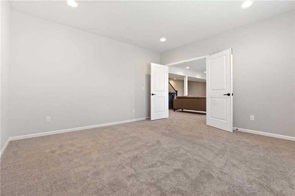 5803 N Lucerne Avenue — photo 30