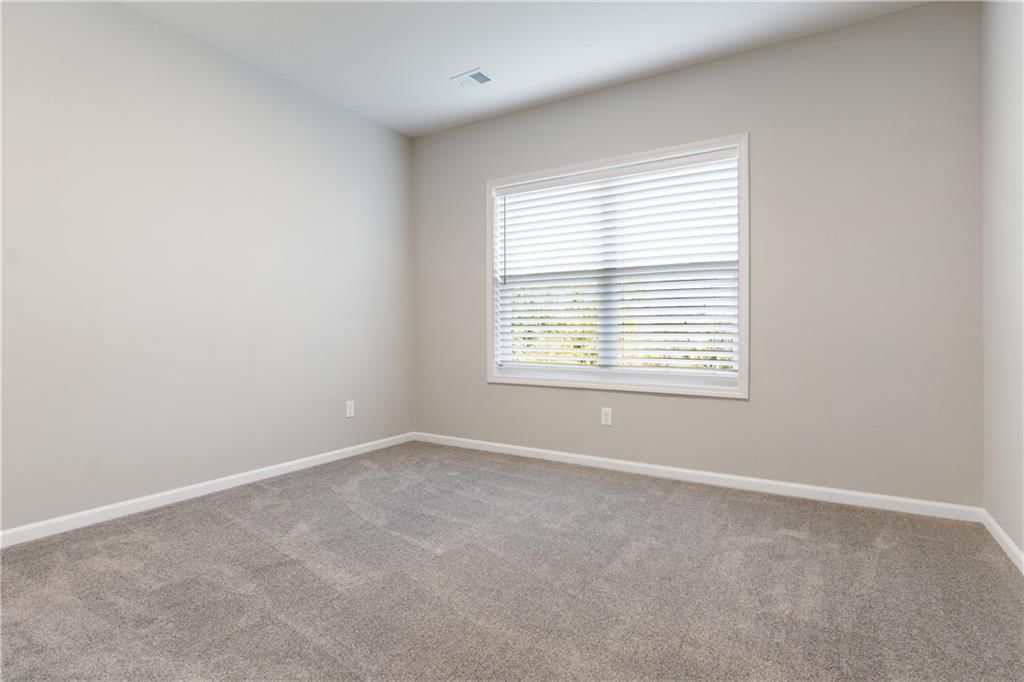 5803 N Lucerne Avenue — photo 33