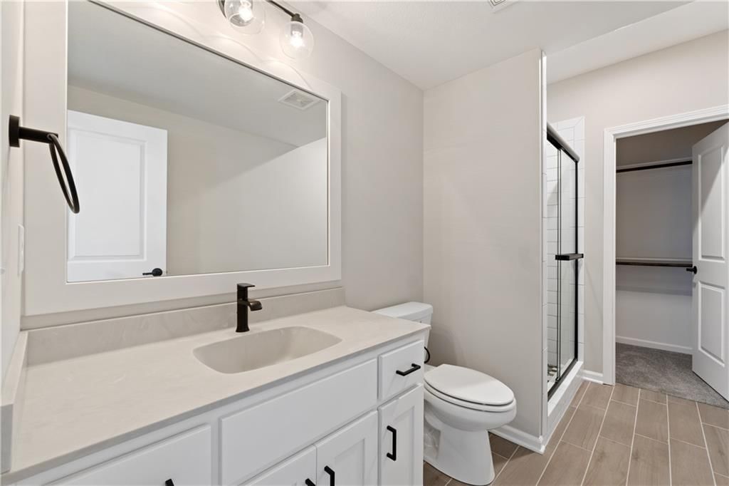 5803 N Lucerne Avenue — photo 35