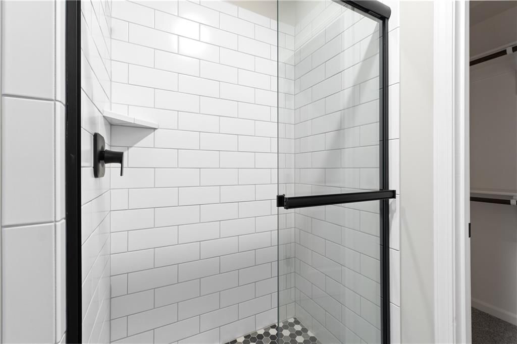 5803 N Lucerne Avenue — photo 36