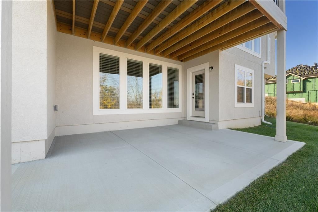 5803 N Lucerne Avenue — photo 38