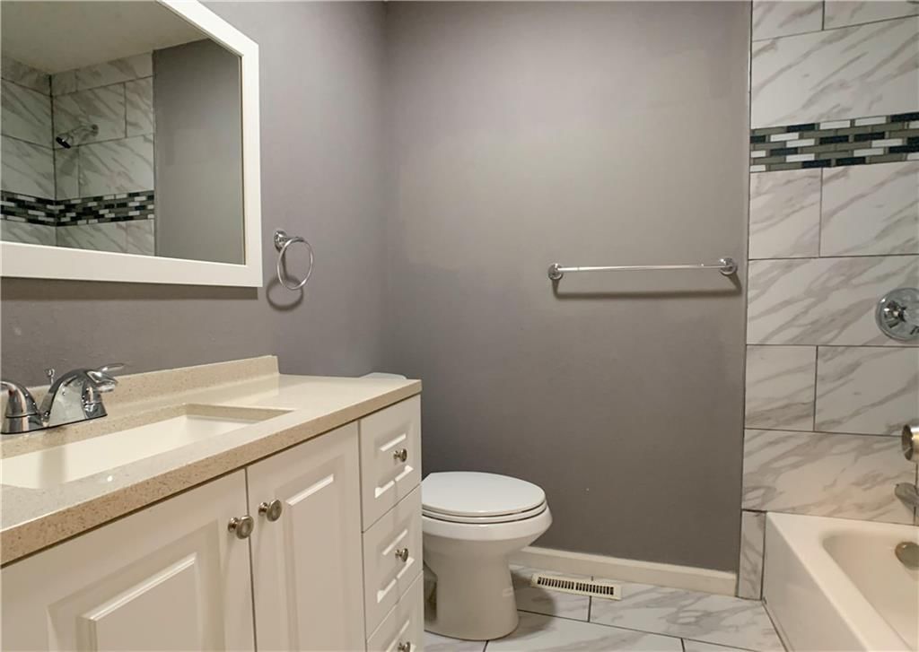 1704 NE Balboa Street — photo 10
