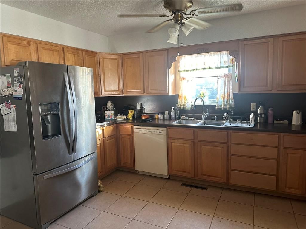 401 N Parkview Ave. Street — photo 14