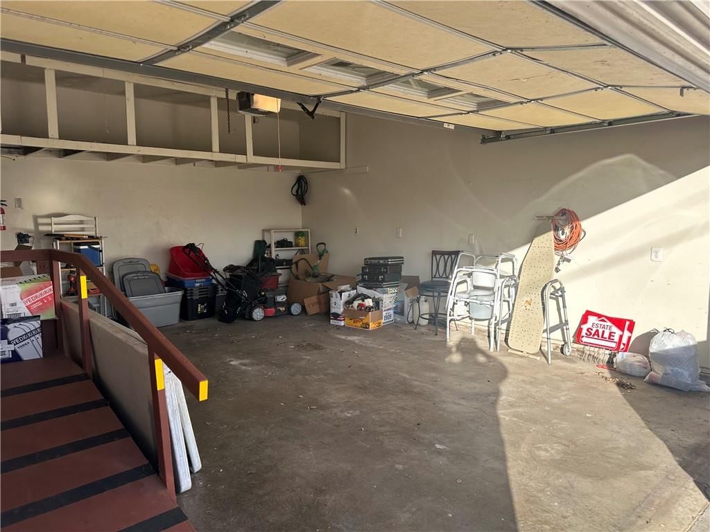 401 N Parkview Ave. Street — photo 34