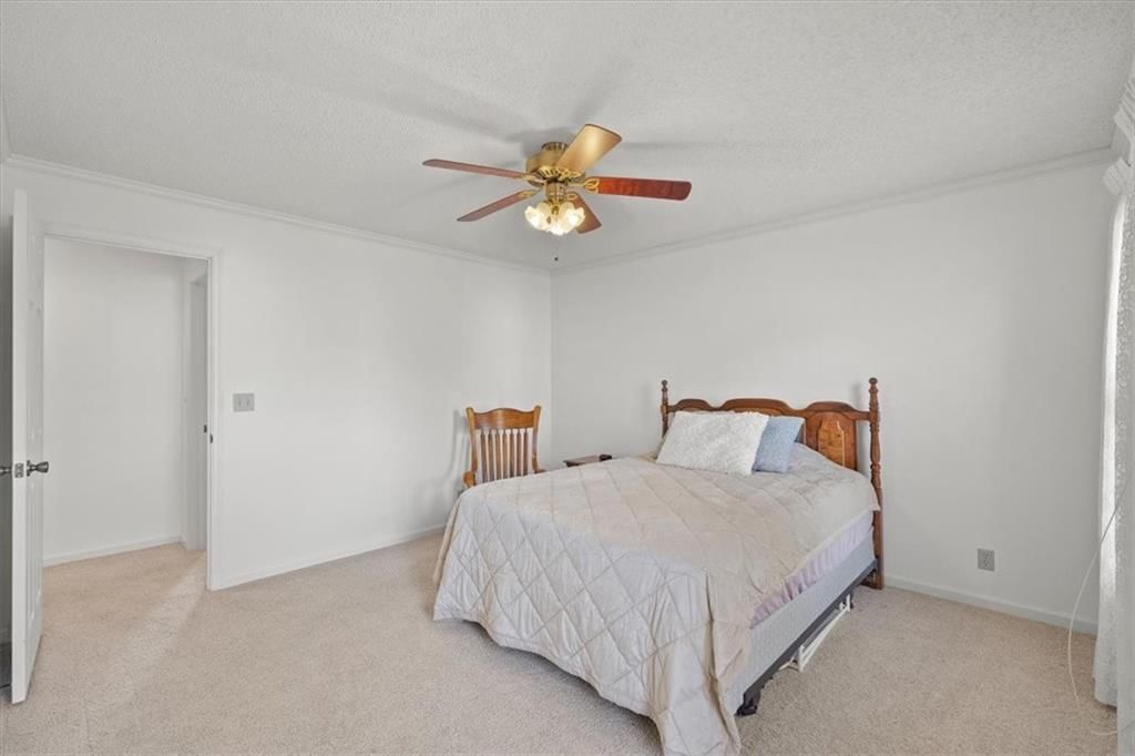 5901 W 152nd Street — photo 28