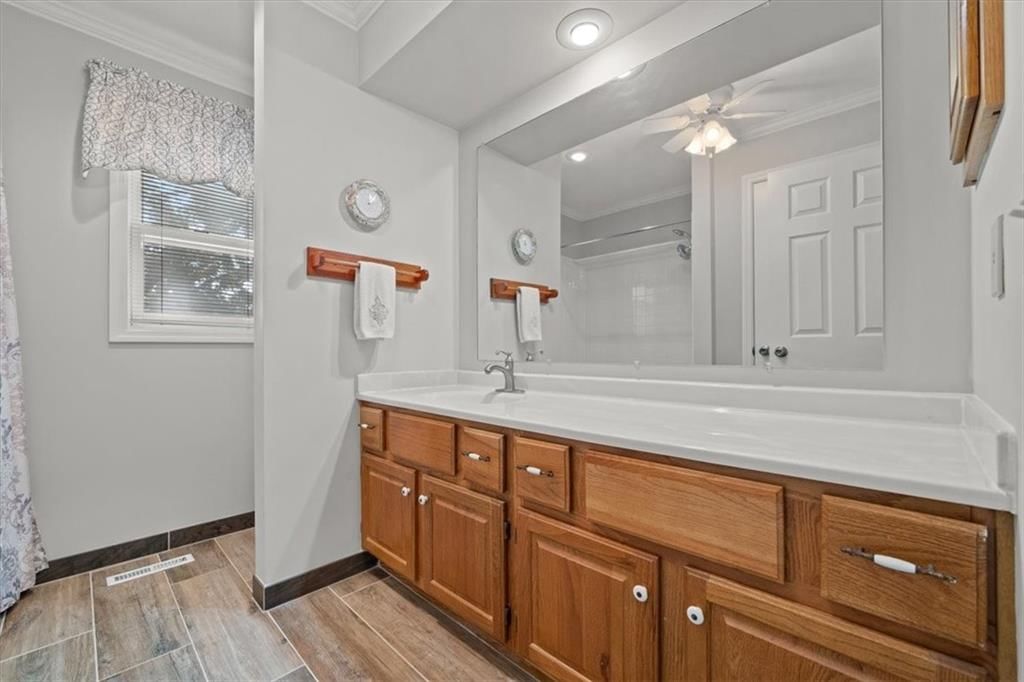 5901 W 152nd Street — photo 34