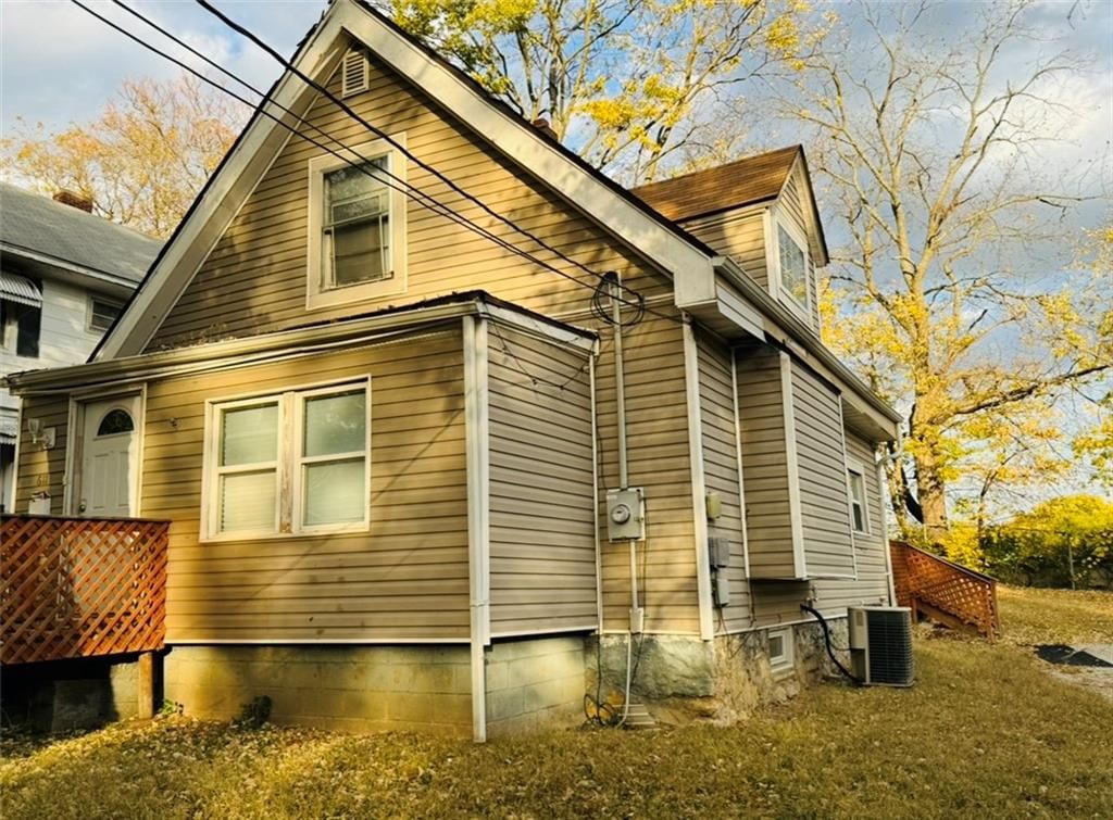 611 S Overton Avenue — photo 5