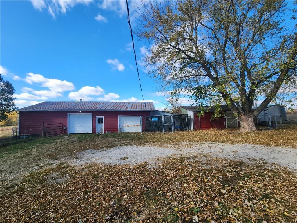 7359 SE B Highway — photo 28