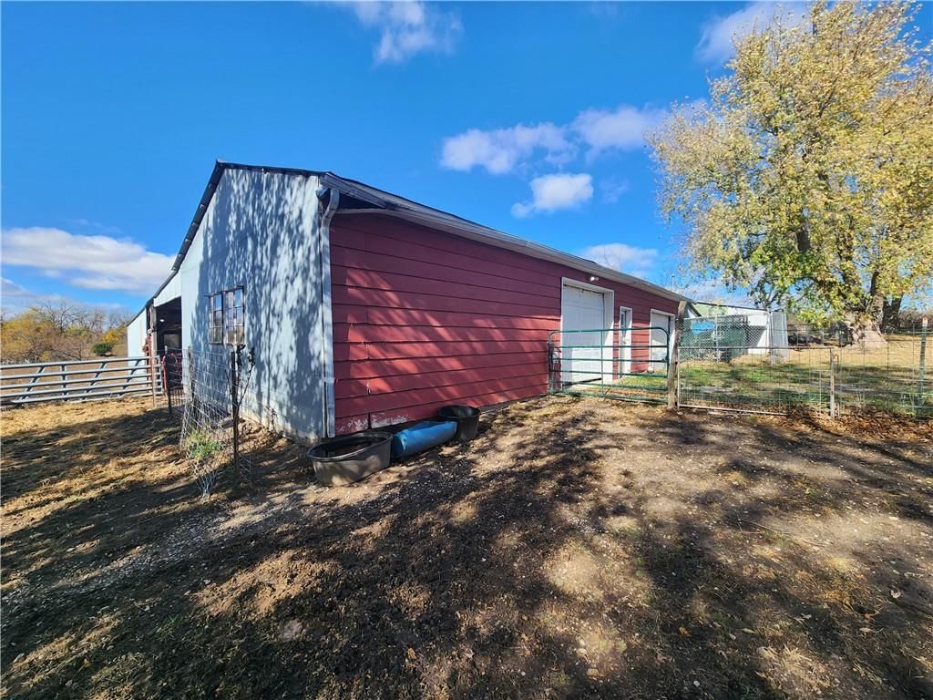 7359 SE B Highway — photo 30