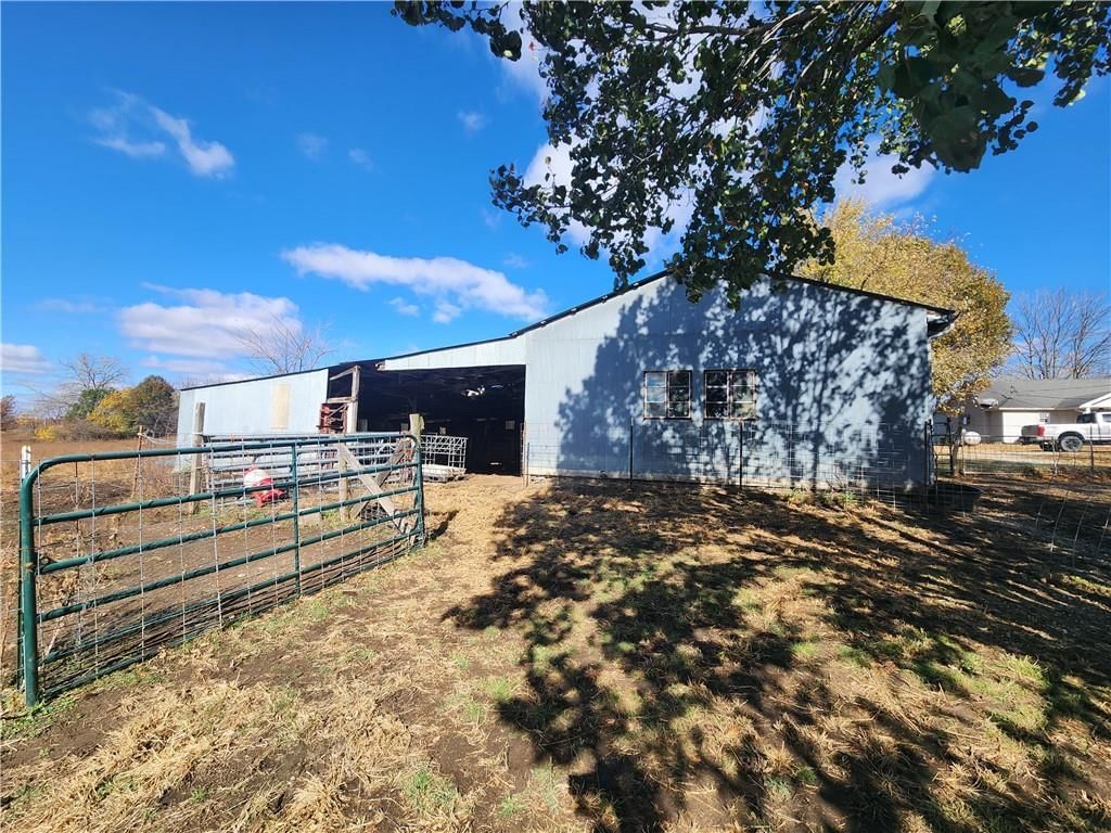 7359 SE B Highway — photo 31