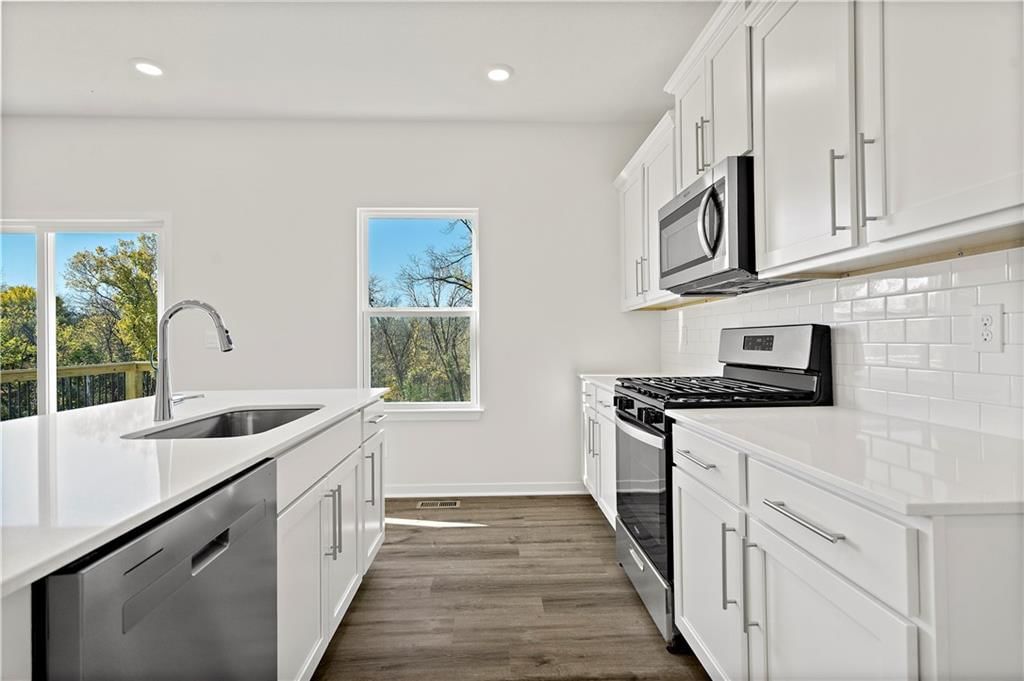 21802 Vinci Circle — photo 19