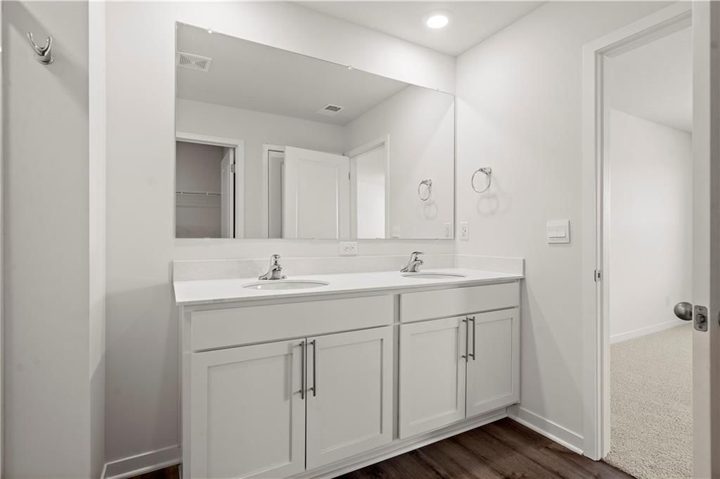 21802 Vinci Circle — photo 28