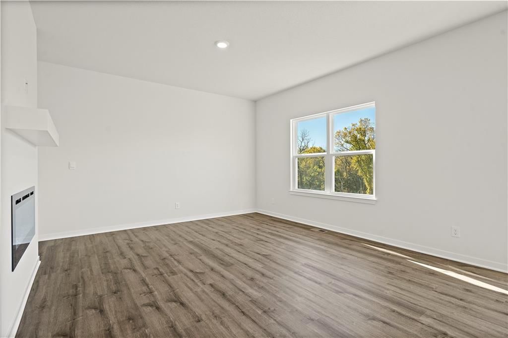 21802 Vinci Circle — photo 10
