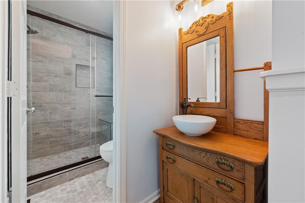 305 SW 24th Street — photo 12