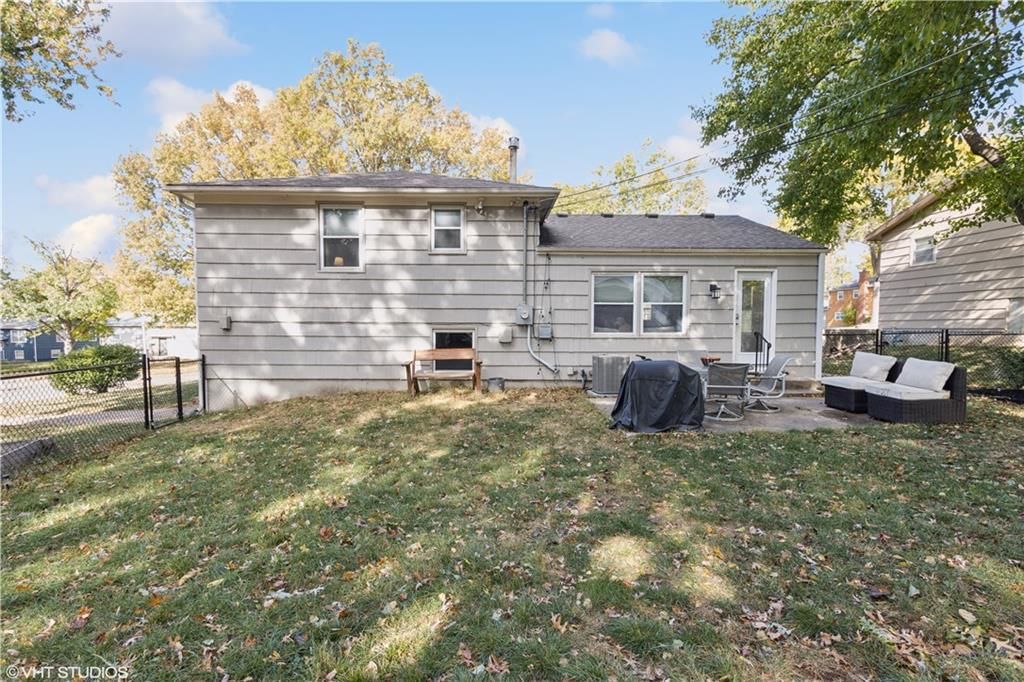 8801 W 88th Street — photo 21