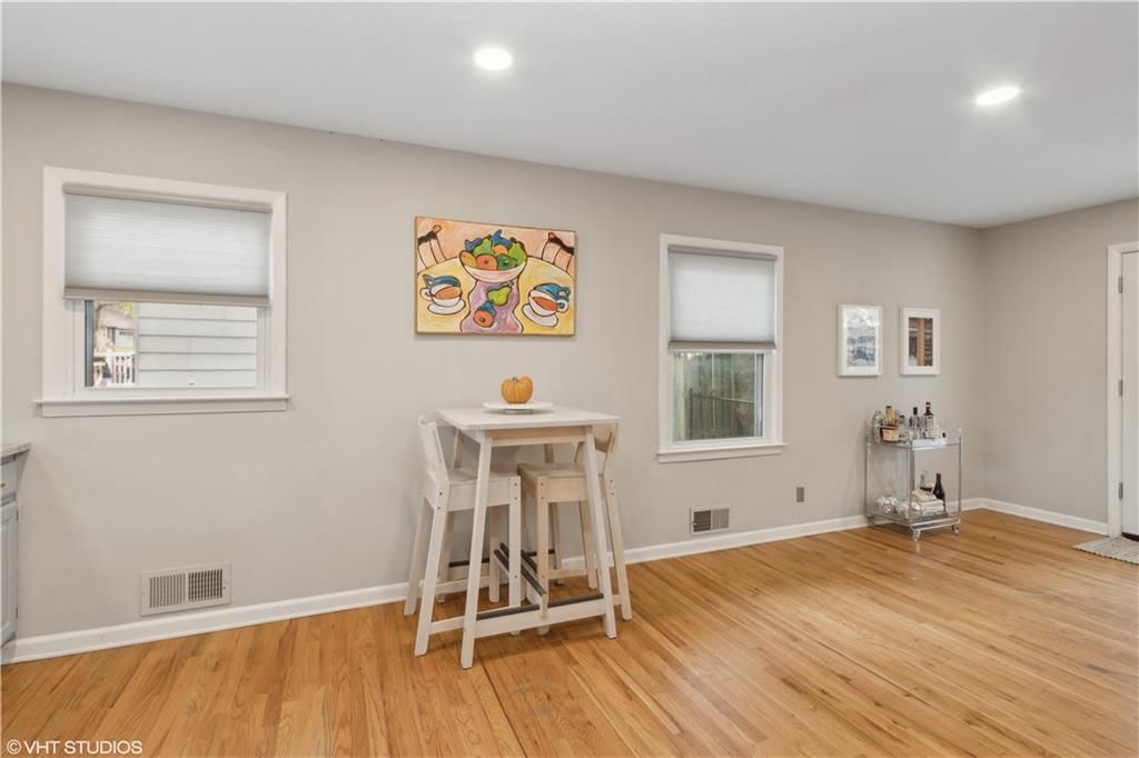 8801 W 88th Street — photo 10