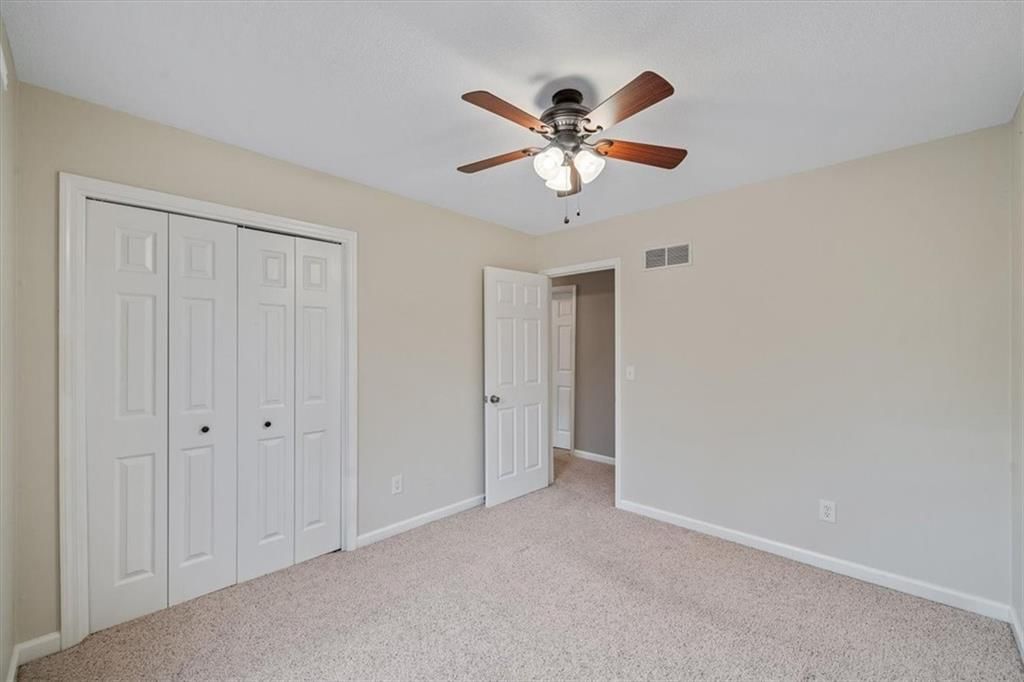 7732 N Broadway Street — photo 12