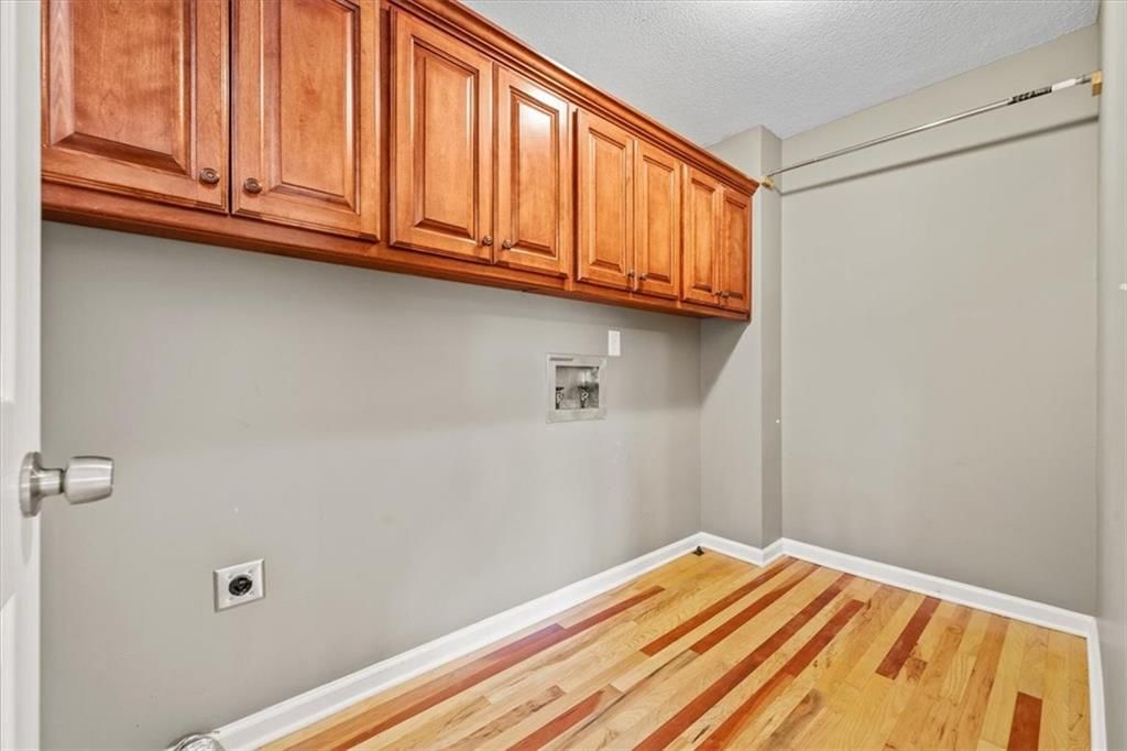 7732 N Broadway Street — photo 18