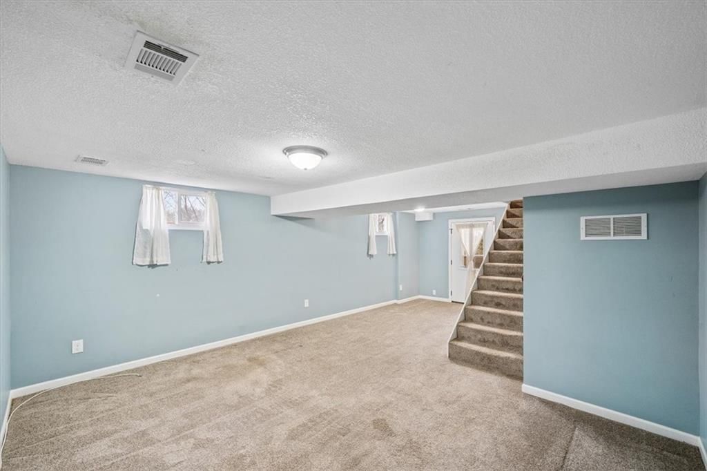 7732 N Broadway Street — photo 20