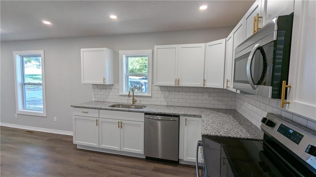 3789 Meadow Lane — photo 9