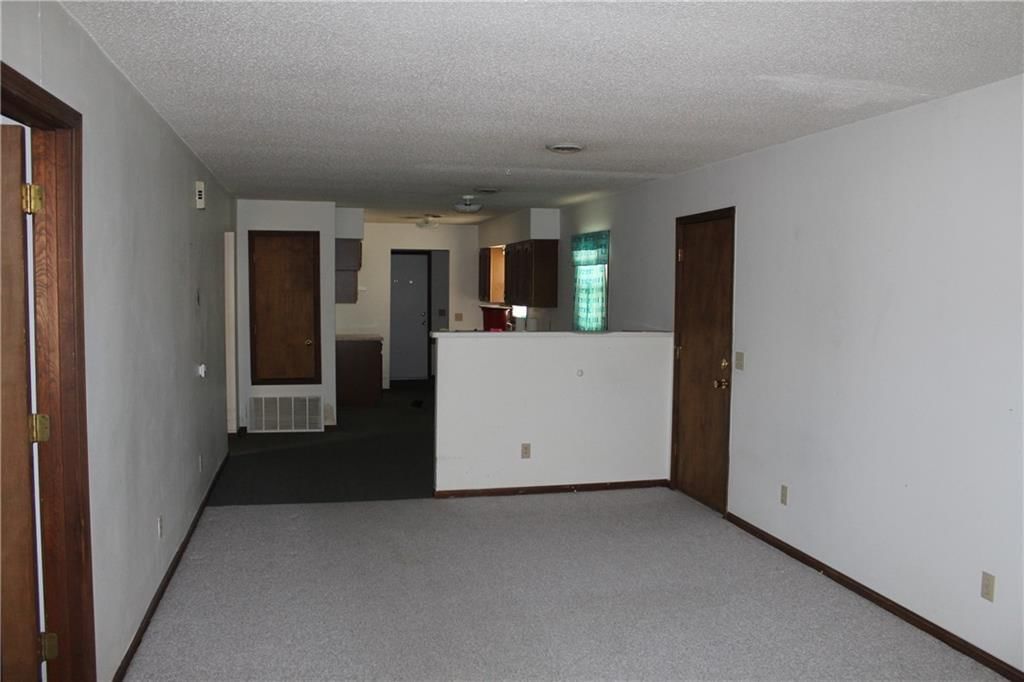 1620 N Walnut Street — photo 5