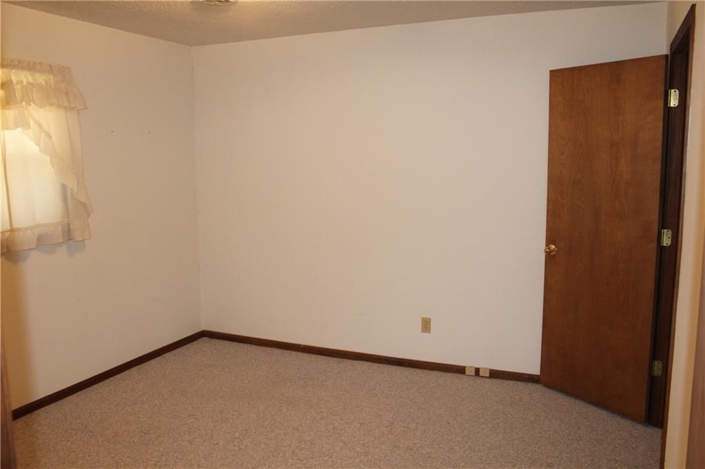 1620 N Walnut Street — photo 6