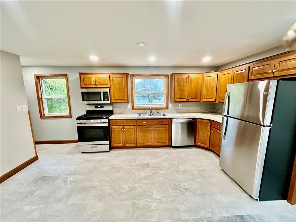 304 S Clayton Avenue — photo 20