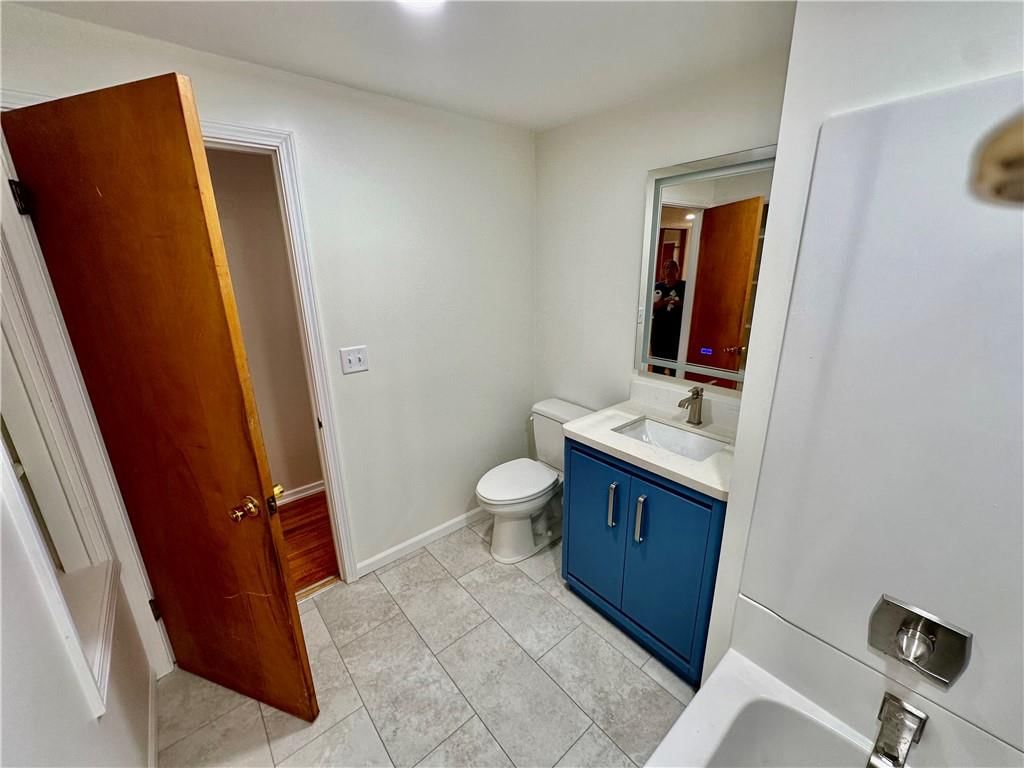 304 S Clayton Avenue — photo 23